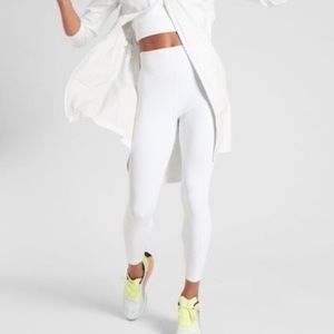 ATHLETA STAY FLY 7/8 TIGHT Leggings